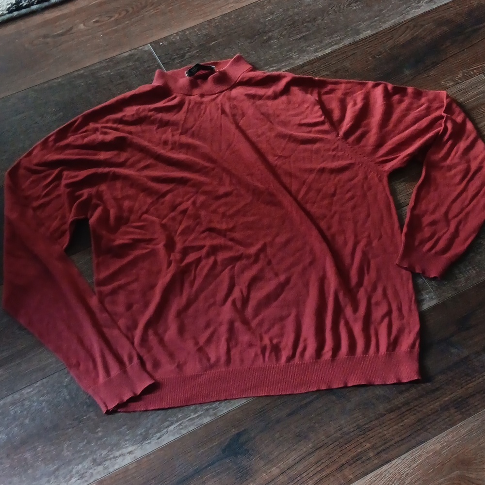 Modango sweater